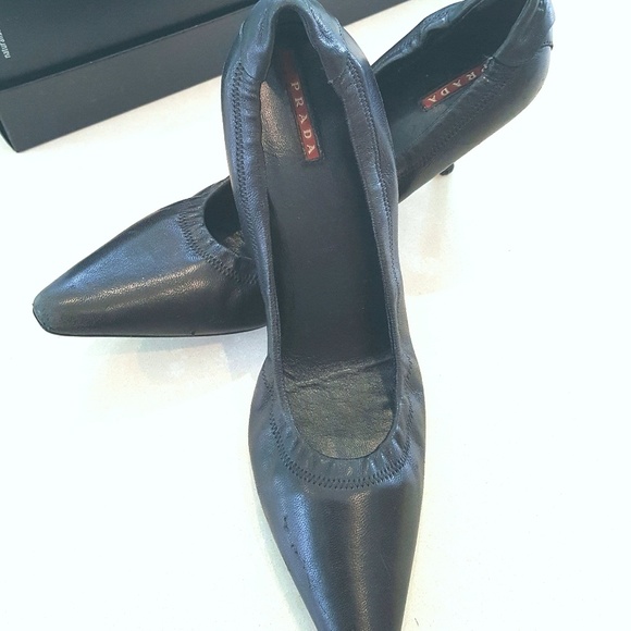 Prada Shoes - Prada Sz10 (M) Black Pumps - 3 in